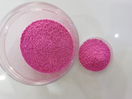 Manchas de color rosa Manchas de color para detergente Con un contenido de sulfato de sodio del 93% para un rendimiento óptimo