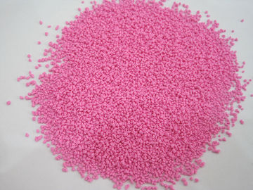 el sulfato de sodio colorido de los puntos de los puntos del rosa motea los puntos detergentes del polvo