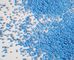 El azul motea los puntos detergentes del polvo de los puntos coloridos del sulfato de sodio para el detergente
